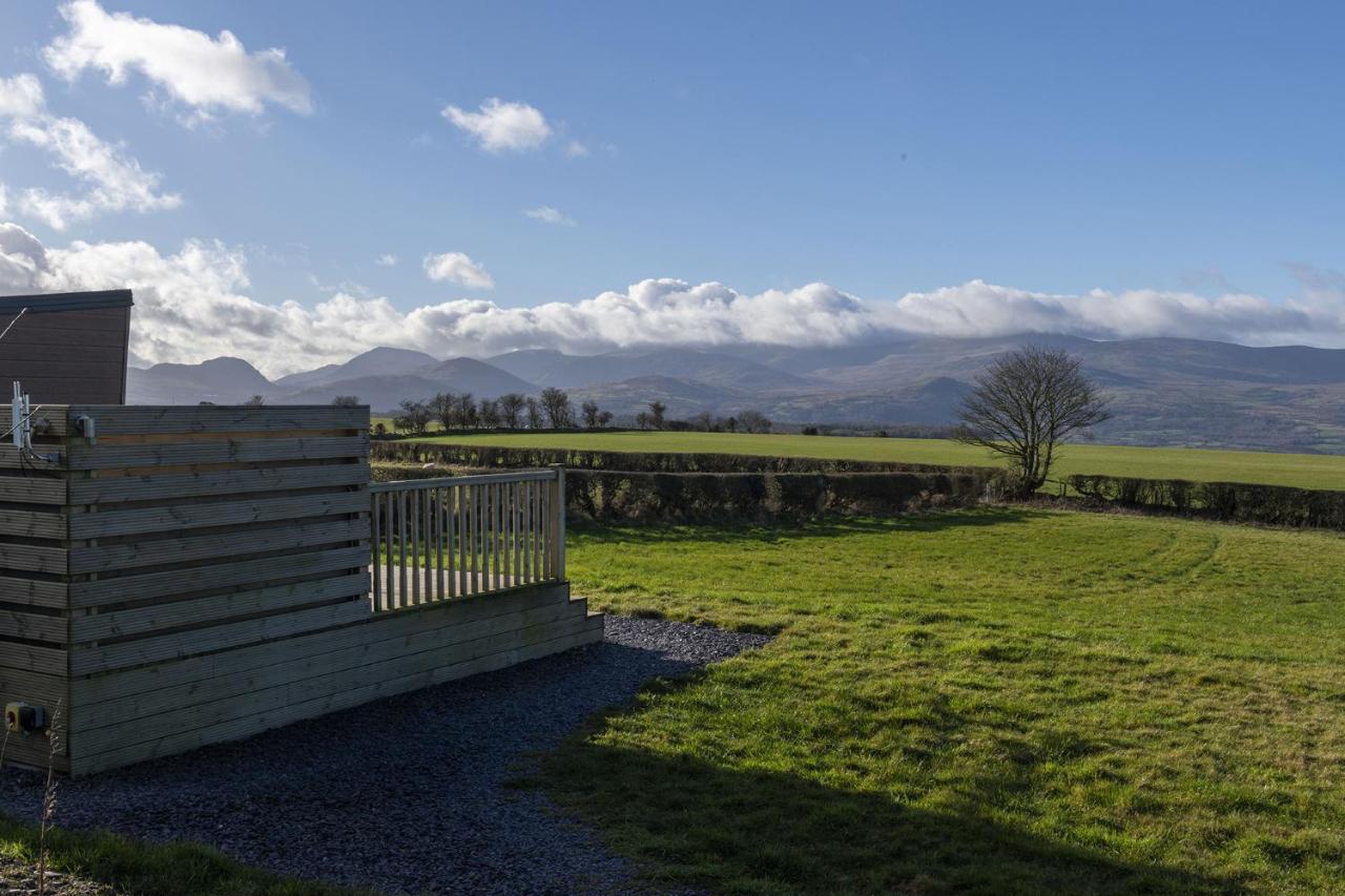 Waenfechan Glamping With Hot Tubs Colwyn Bay Buitenkant foto