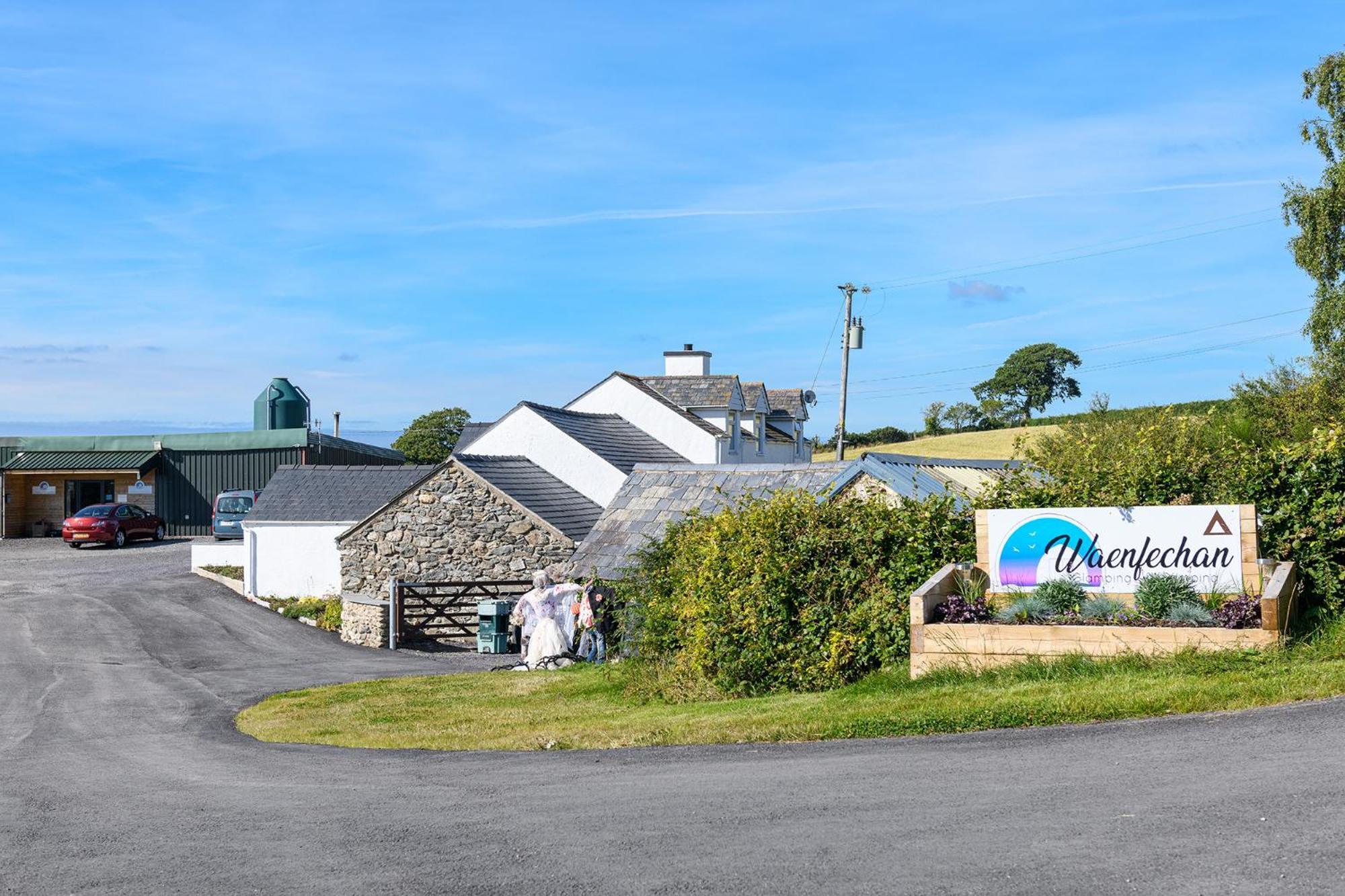 Waenfechan Glamping With Hot Tubs Colwyn Bay Buitenkant foto