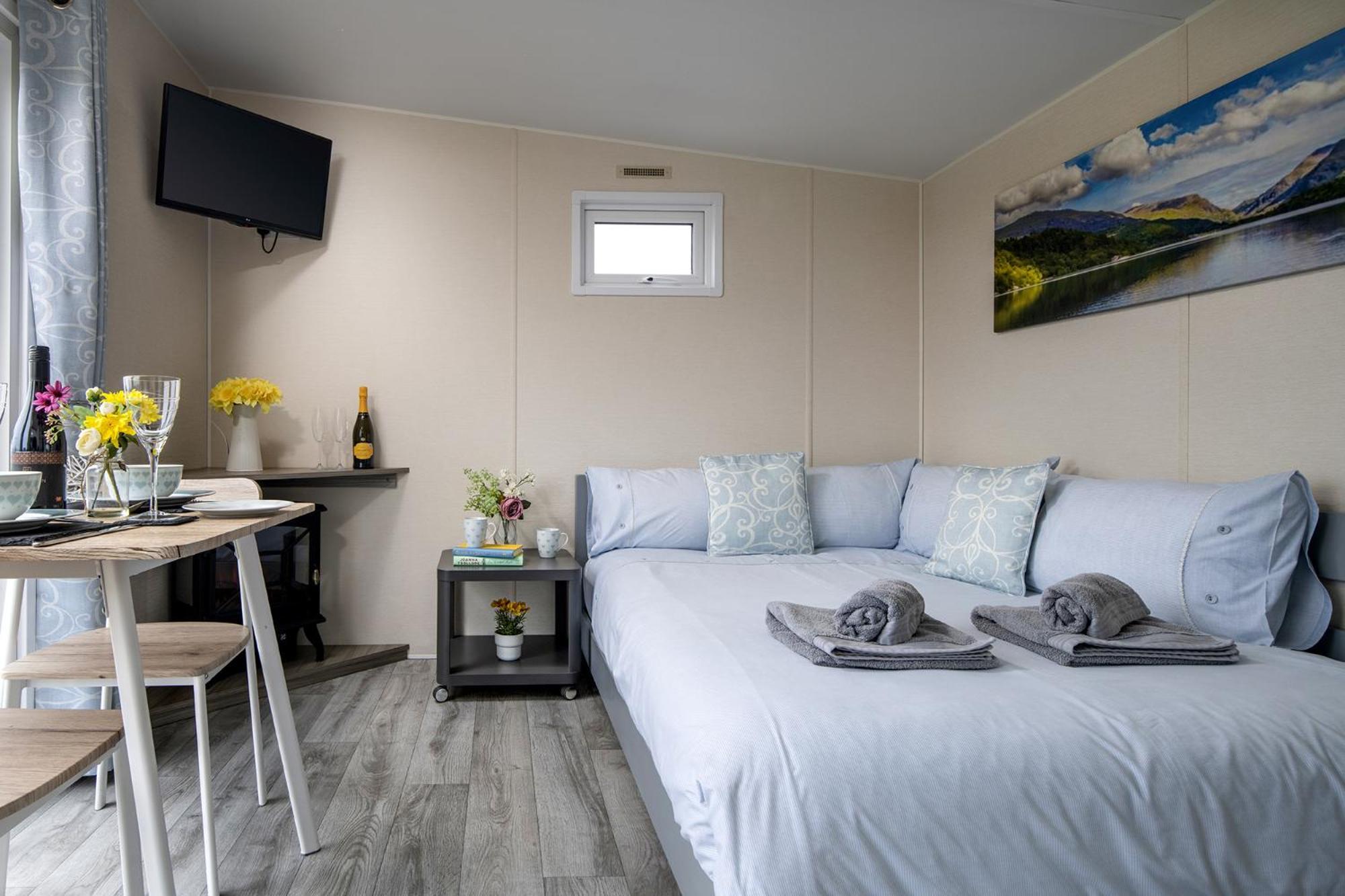 Waenfechan Glamping With Hot Tubs Colwyn Bay Buitenkant foto