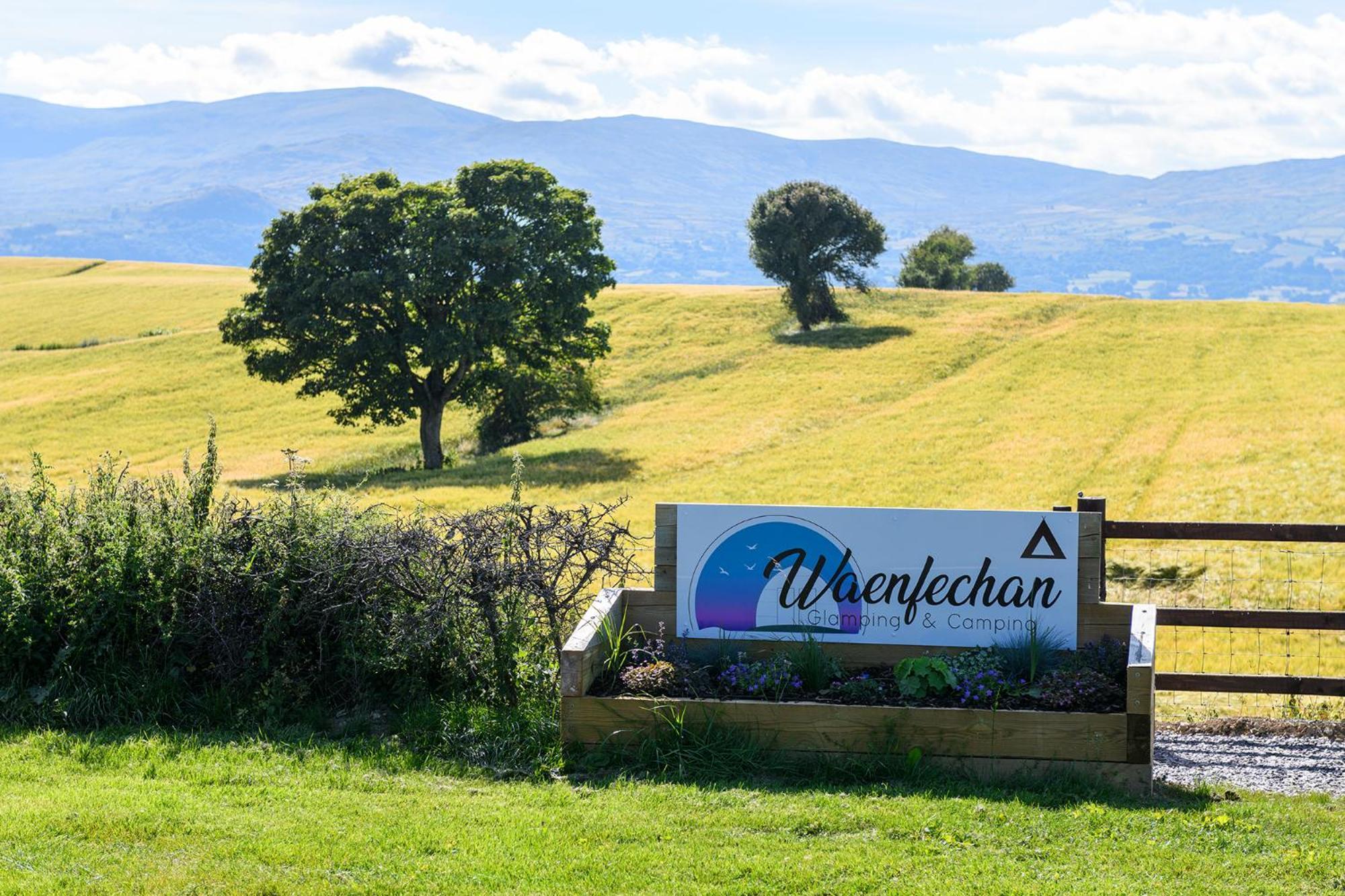 Waenfechan Glamping With Hot Tubs Colwyn Bay Buitenkant foto
