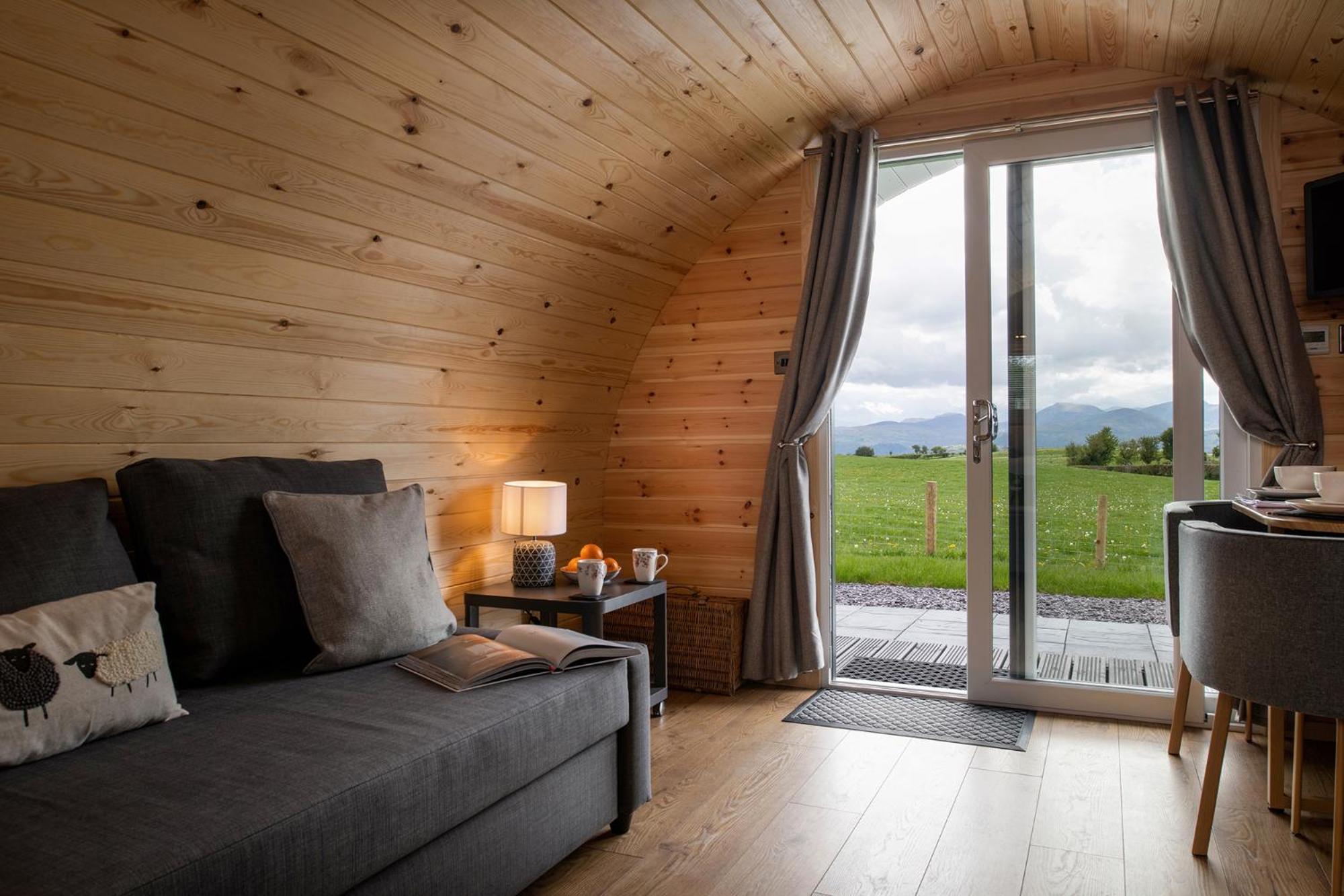Waenfechan Glamping With Hot Tubs Colwyn Bay Buitenkant foto