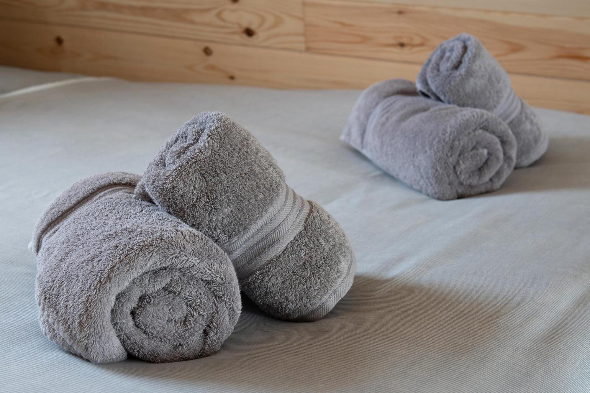 Waenfechan Glamping With Hot Tubs Colwyn Bay Buitenkant foto